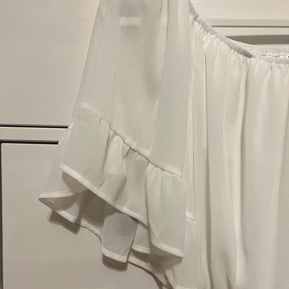 White Ruffled Romper - Picture 5 of 6